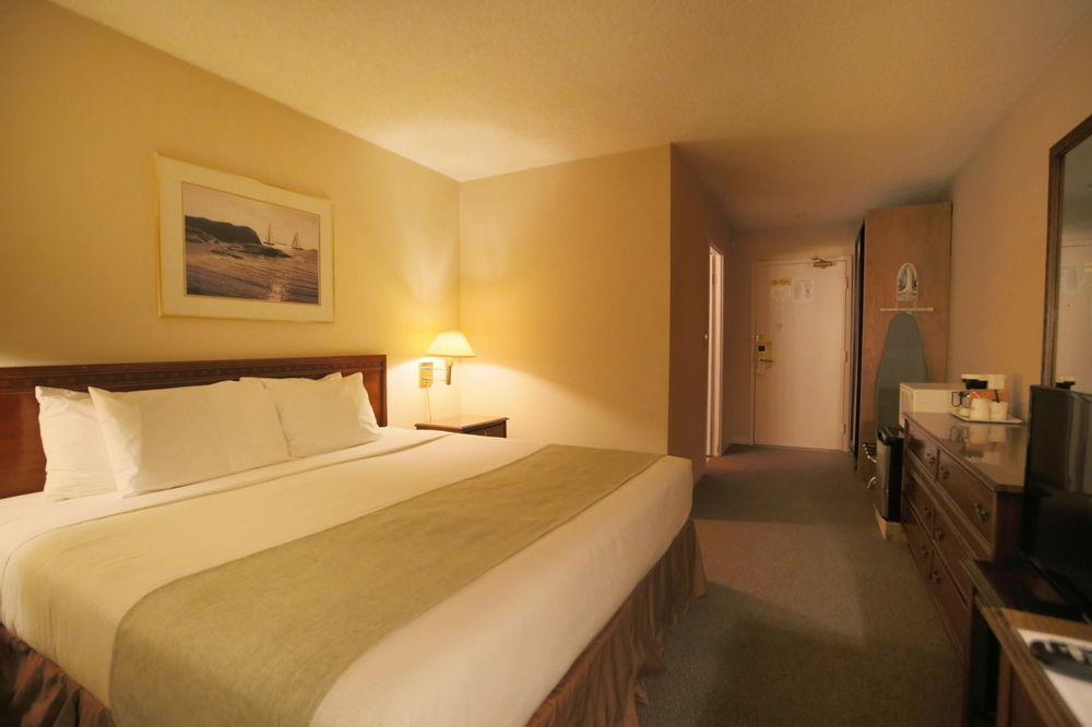 Howard Johnson By Wyndham Hotel