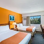 Howard Johnson Hotel By Wyndham Victoria