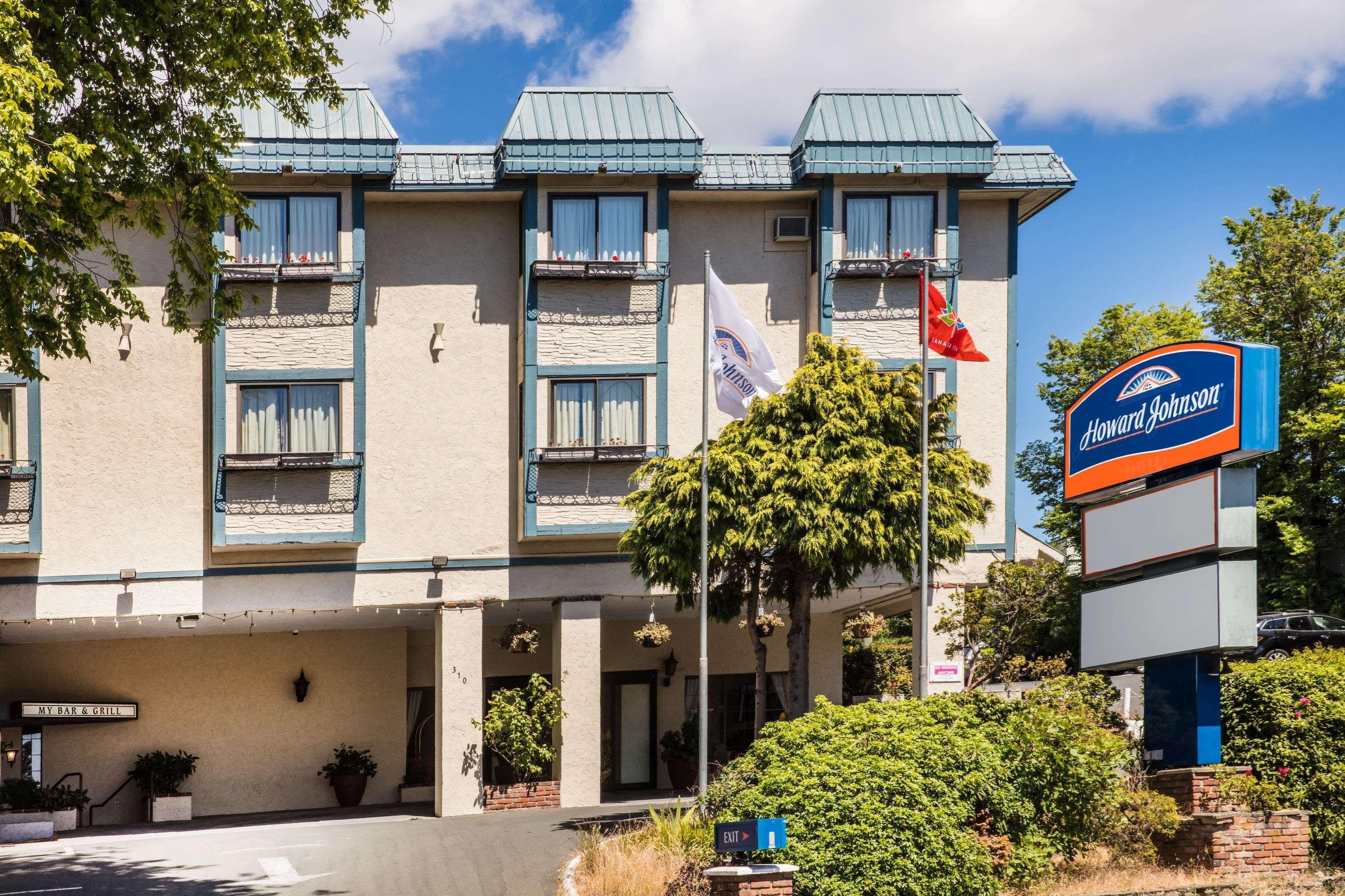 Hotel Howard Johnson By Wyndham 3*
