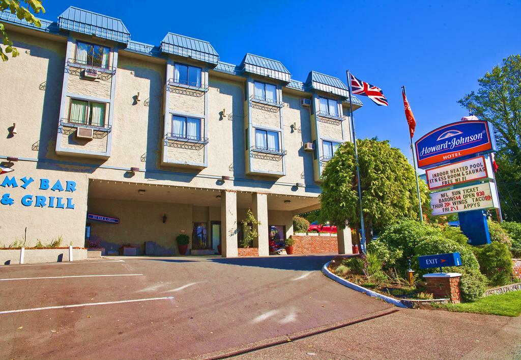 Hotel Howard Johnson By Wyndham 3*